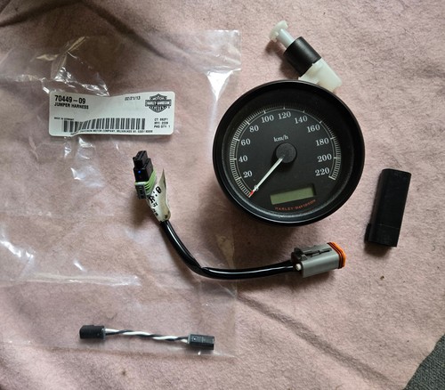 Harley davidson xl883 - harley,