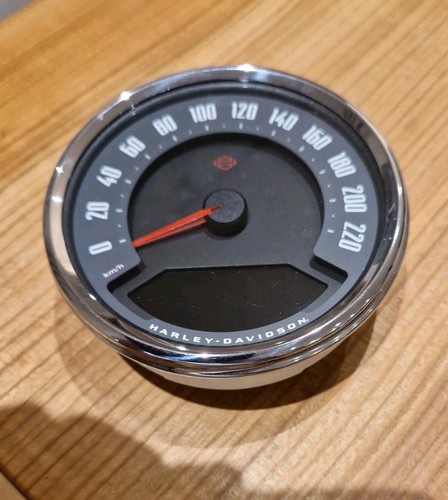 Harley davidson oem tacho - davidson,